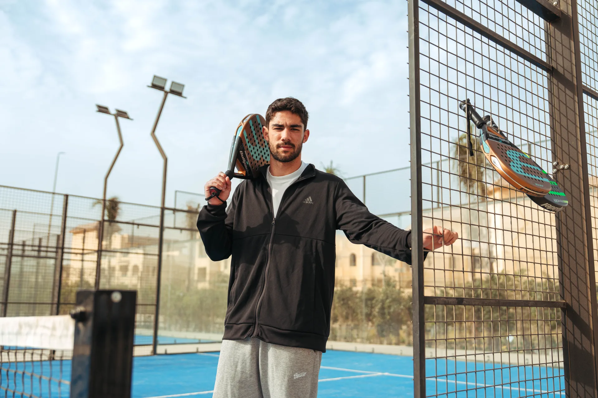 A player on a JPadel court